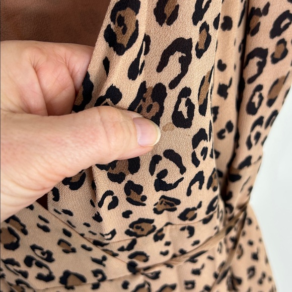 REFORMATION Feline Leopard Animal Print V-Neck Wrap Mini Dress Size XS - Picture 10 of 16